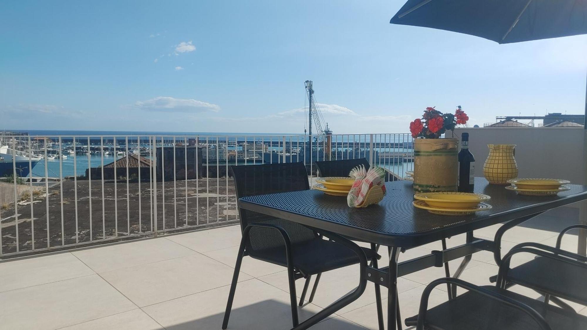 Attico Sul Porto Di Catania E Vista Vulcano المظهر الخارجي الصورة